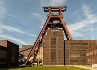 Teilnehmer Rot-Weiss Essen Gegen 1860 München: Spannende Tabelle Enthüllt