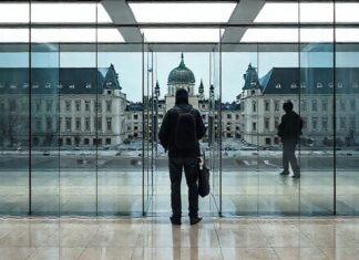 Nach dem Einbruch in München: Sicherheit und Schadensbegrenzung