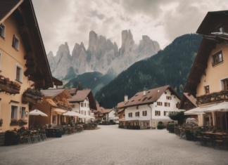 Völs am Schlern: Charmantes Bergdorf im Herzen Südtirols