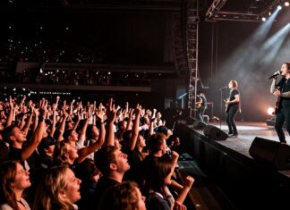 Jazeek rockt München mit 15.000 begeisterten Fans