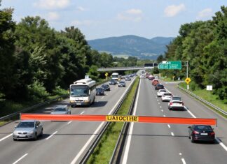 Vollsperrung auf der A8 zwischen München und Salzburg ab 19. Juni