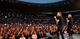 Bono-Konzert in München: Über 70.000 Fans feiern U2 im Olympiastadion