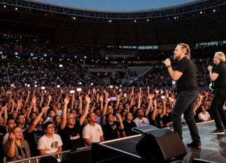 Bono-Konzert in München: Über 70.000 Fans feiern U2 im Olympiastadion