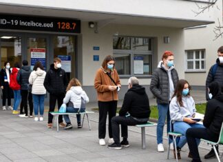 Münchens Corona-Inzidenz steigt auf 128,7 – neue Testpflicht in Schulen ab Montag