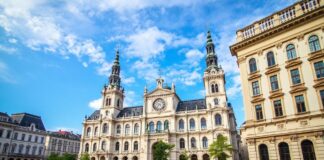 München entdecken: Eine Reise durch die Kultur und Geschichte der bayerischen Hauptstadt Discovering Munich: A journey through the culture and history of Bavaria's capital