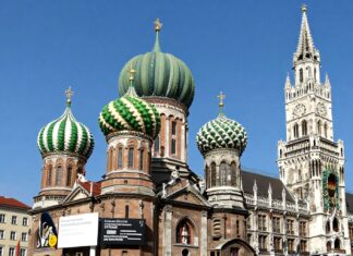 Frauenkirche München feiert 500 Jahre Zwiebeltürme mit Sonderausstellungen und Führungen
