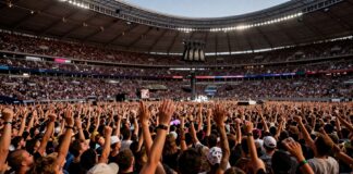 Linkin Park rockt München: 20.000 Fans feiern emotionales Comeback-Konzert im Olympiastadion