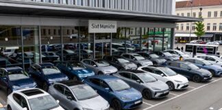 Sixt München eröffnet dritte Filiale am Hauptbahnhof mit 200 Elektrofahrzeugen